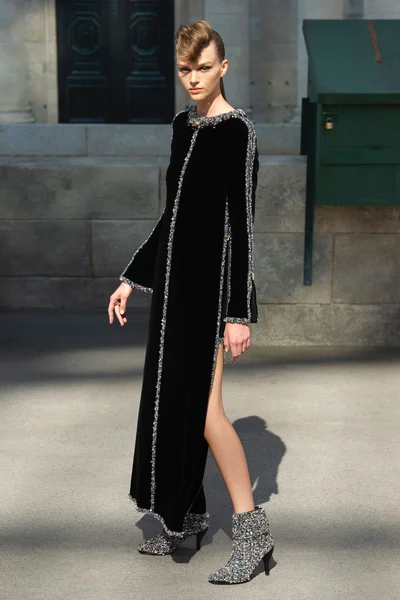 Look 57